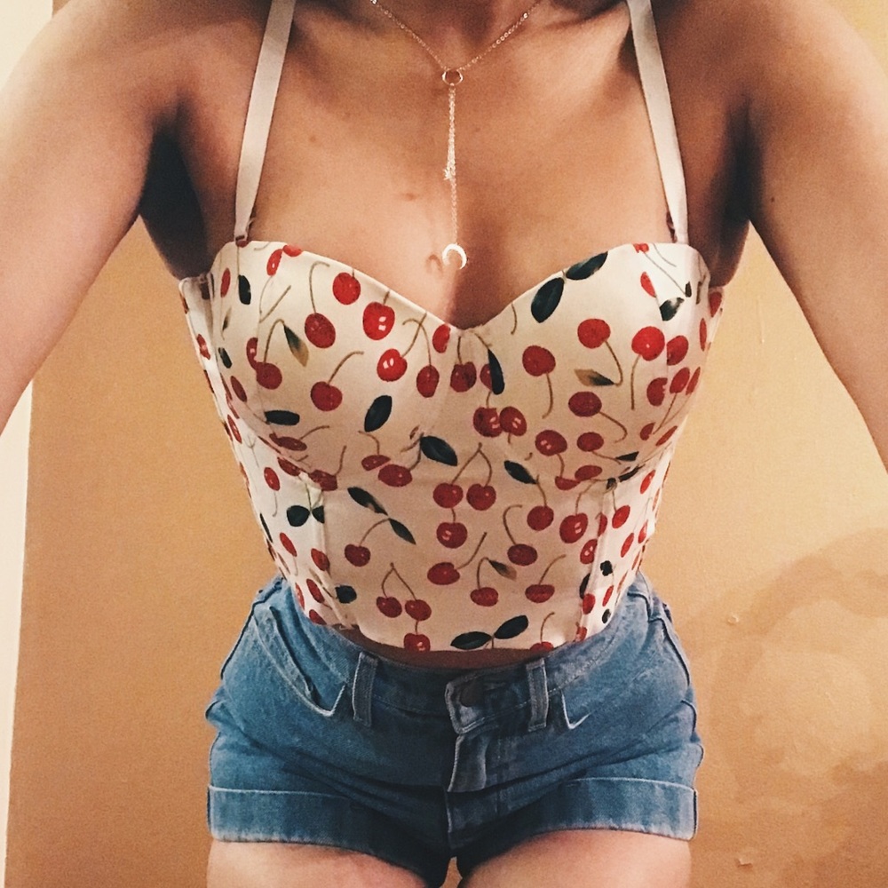 🎉HP🎉 Cherry Crop Top 🍒 - Picture 2 of 6